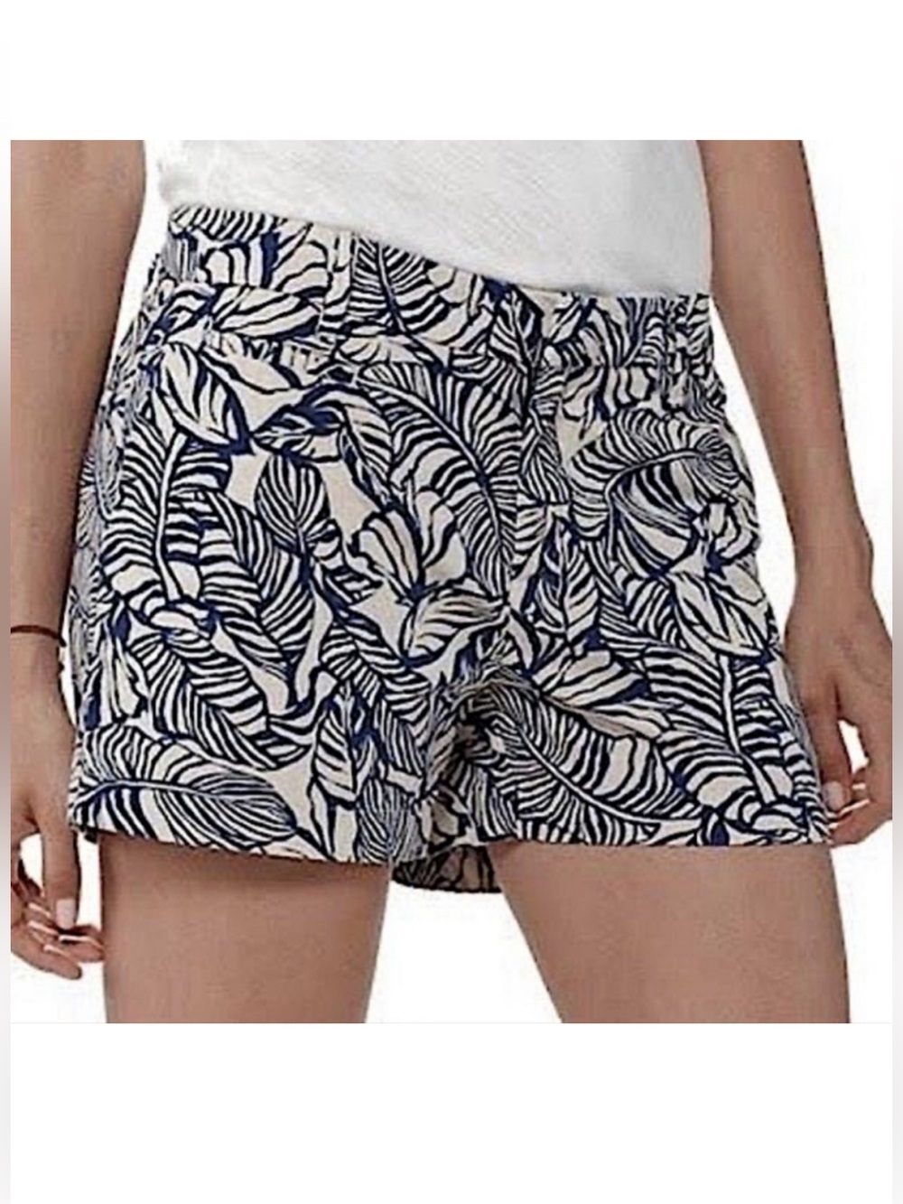 Patagonia Blue and Cream Tropical Palm Leaf Print Cotton 4” Shorts